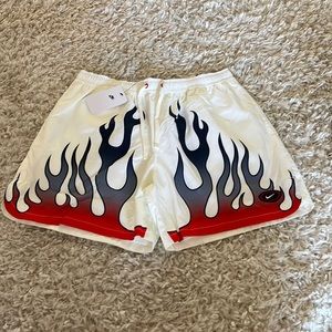 Nike Men’s Flame Shorts Size Large